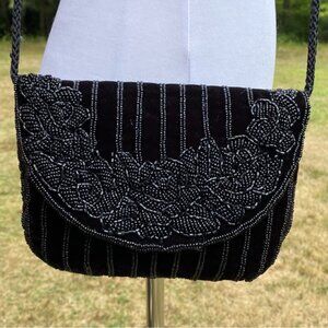 LA REGALE BAG VINTAGE SHOULDER CROSSBODY BLACK VELVET BEADED LONG STRAP FLAP